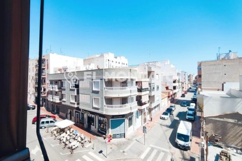 Apartment for sale in Guardamar del Segura, Alicante, Spain 3 bedrooms, 91 sq.m. No. 183773 - photo 12