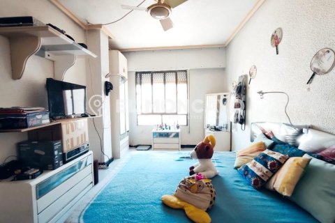 Apartment for sale in Guardamar del Segura, Alicante, Spain 3 bedrooms, 91 sq.m. No. 183773 - photo 14