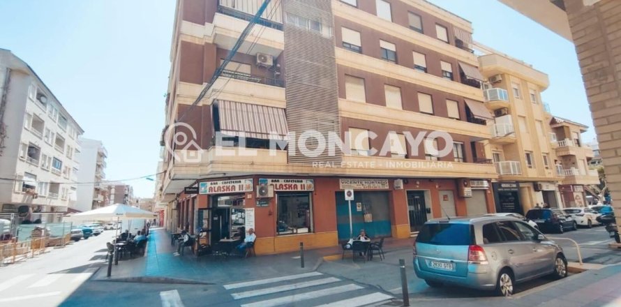 Apartment in Guardamar del Segura, Alicante, Spain 3 bedrooms, 91 sq.m. No. 183773