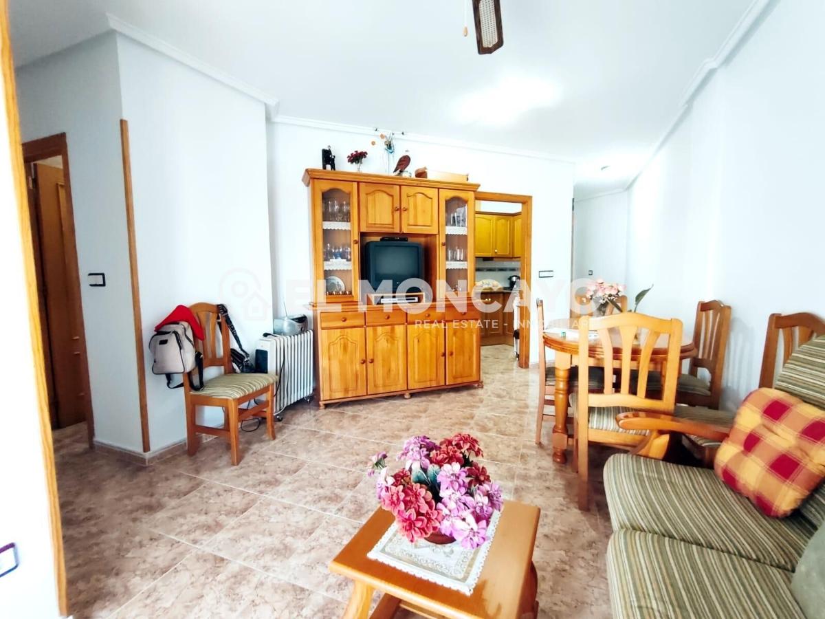 Apartment in Guardamar del Segura, Alicante, Spain 2 bedrooms, 67 sq.m. No. 183775