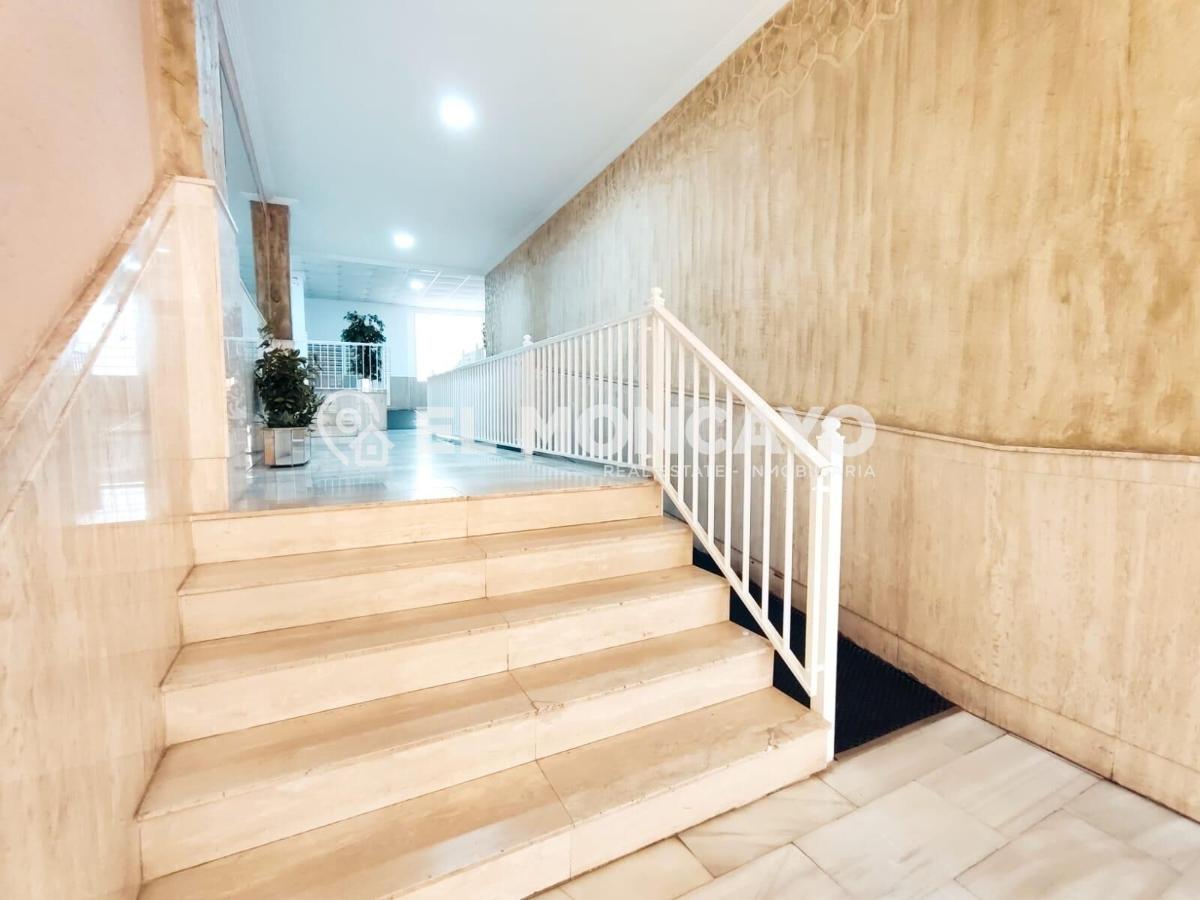 Apartment in Guardamar del Segura, Alicante, Spain 2 bedrooms, 67 sq.m. No. 183775