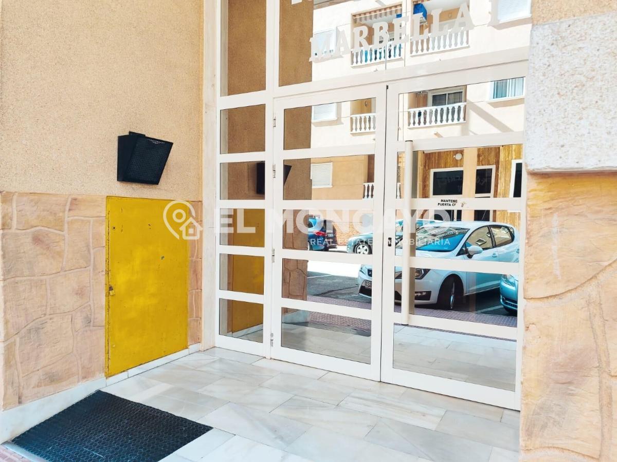Apartment in Guardamar del Segura, Alicante, Spain 2 bedrooms, 67 sq.m. No. 183775