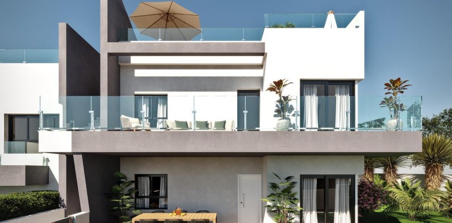 Bungalow in San Miguel de Salinas, Alicante, Spain 2 bedrooms, 65 sq.m. No. 183770