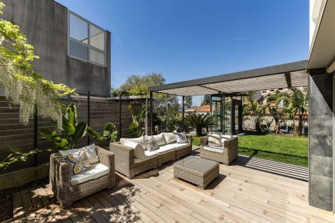 Talo myytävänä Esplugues de Llobregat, Barcelona, Espanja, 5 makuuhuonetta, 351 m2 No. 182595 - kuva 22