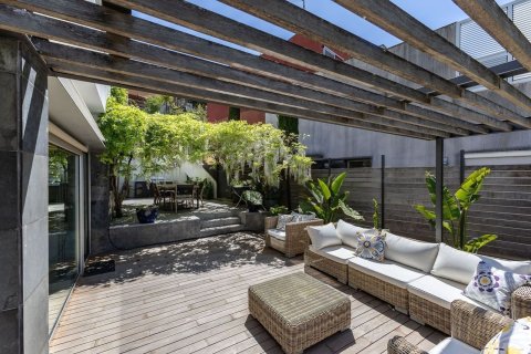 Talo myytävänä Esplugues de Llobregat, Barcelona, Espanja, 5 makuuhuonetta, 351 m2 No. 182595 - kuva 20