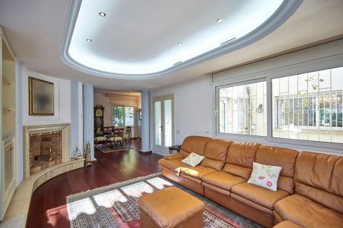 Talo myytävänä Sant Just Desvern, Barcelona, Espanja, 6 makuuhuonetta, 562 m2 No. 182596 - kuva 14