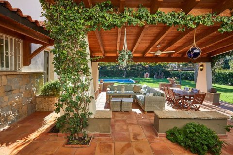 Talo myytävänä Sant Just Desvern, Barcelona, Espanja, 6 makuuhuonetta, 562 m2 No. 182596 - kuva 8