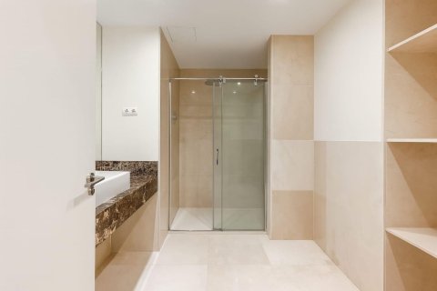 Talo myytävänä Esplugues de Llobregat, Barcelona, Espanja, 5 makuuhuonetta, 492 m2 No. 182594 - kuva 14