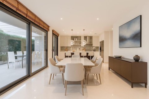 Talo myytävänä Esplugues de Llobregat, Barcelona, Espanja, 5 makuuhuonetta, 492 m2 No. 182594 - kuva 5