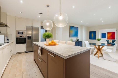 Talo myytävänä Esplugues de Llobregat, Barcelona, Espanja, 5 makuuhuonetta, 492 m2 No. 182594 - kuva 8