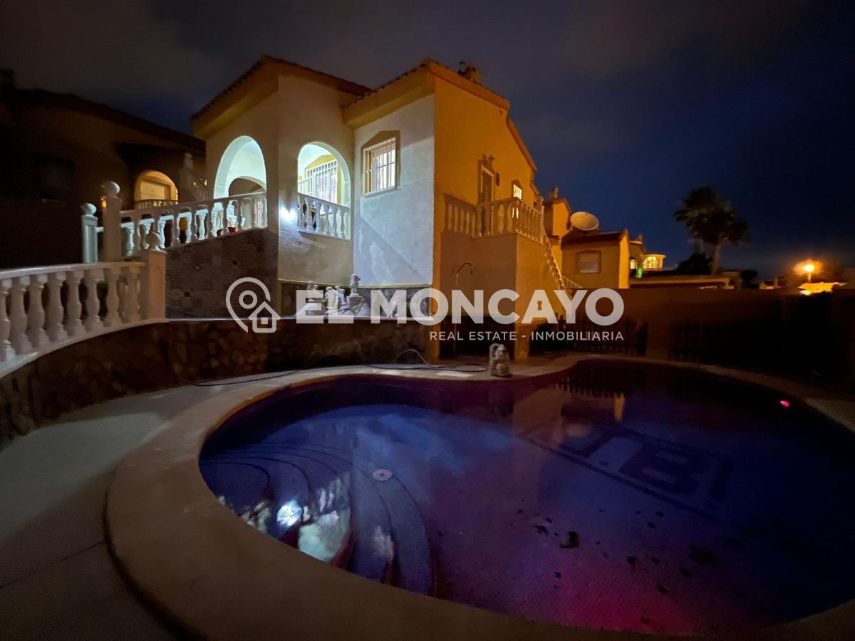 Villa a Ciudad Quesada, Alicante, Spagna 3 camere da letto, 88 mq. N° 149163