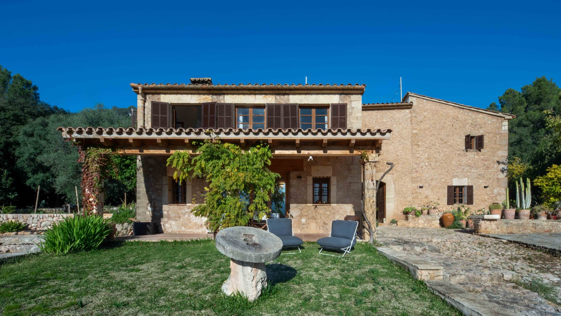 Finca in Pollenca, Mallorca, Spain 6 bedrooms, 450 sq.m. No. 146486