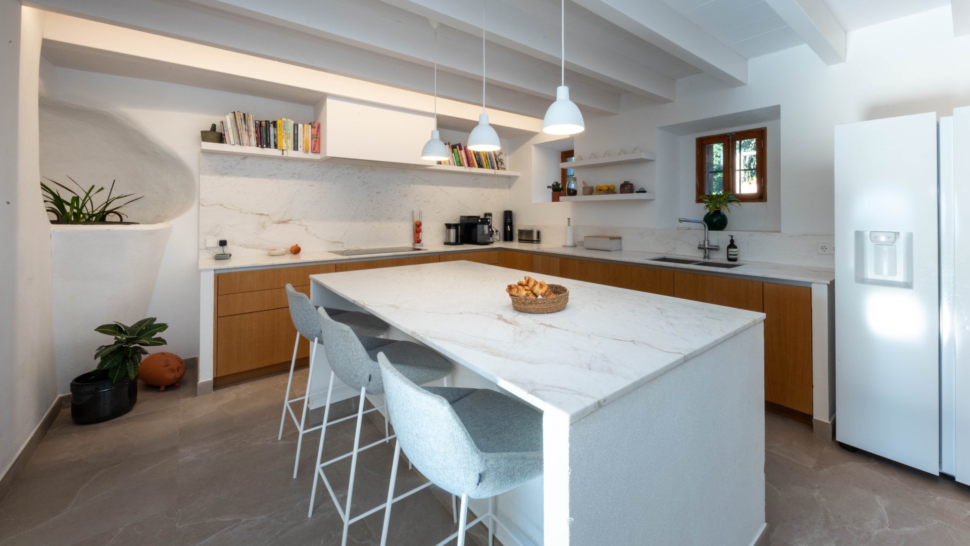 Finca in Pollenca, Mallorca, Spain 6 bedrooms, 450 sq.m. No. 146486