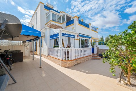 Villa for sale Torrevieja, Alicante, Spain 3 bedrooms, 100 sq.m. No. 138045 - photo 1
