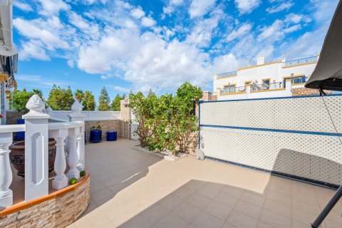 Villa for sale Torrevieja, Alicante, Spain 3 bedrooms, 100 sq.m. No. 138045 - photo 21