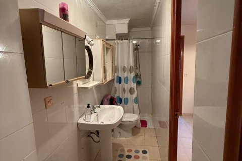 Kamienica w Torrevieja, Alicante, Hiszpania 3 sypialnie, 80 mkw. nr 152073 – zdjęcie 15