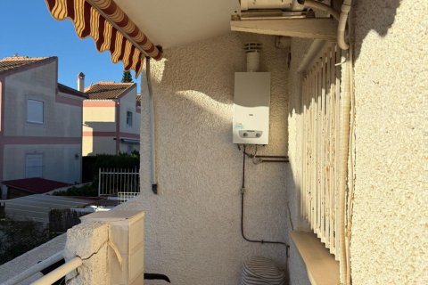 Kamienica w Torrevieja, Alicante, Hiszpania 3 sypialnie, 80 mkw. nr 152073 – zdjęcie 19