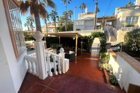 Casa a Alicante, Spagna 3 camere da letto, 152 mq. N° 152069