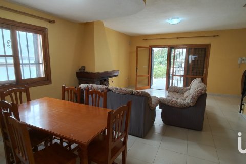 Продажа дома в Нулес, Кастельон, Испания 4 спальни, 202м2 №152993 - фото 8