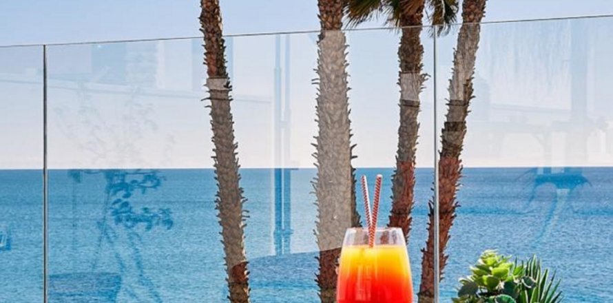 Commercial property in Malaga, Spain 397.41 sq.m. No. 152992