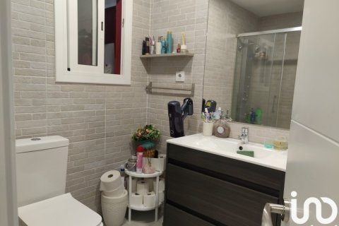 Apartament w Montcada i Reixac, Barcelona, Hiszpania 3 sypialnie, 103 mkw. nr 152990 – zdjęcie 9