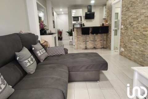 Lägenhet i Montcada i Reixac, Barcelona, Spanien 3 sovrum, 103 kvm. Nr. 152990