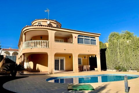 Villa for sale Los Altos, Alicante, Spain 4 bedrooms, 325 sq.m. No. 136724 - photo 1