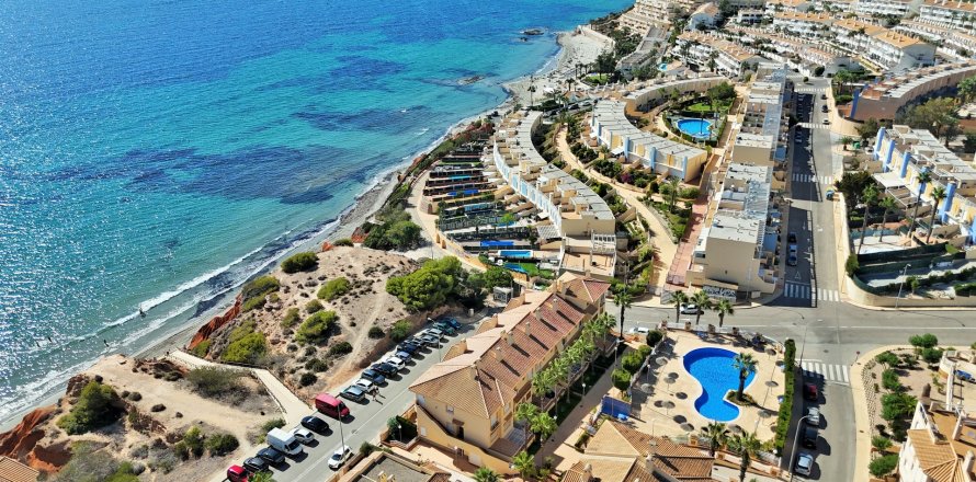Huoneisto Cabo Roig, Alicante, Espanja 3 makuuhuonetta, 100 m2 No. 136720