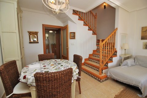 Huoneisto myytävänä Cabo Roig, Alicante, Espanja, 3 makuuhuonetta, 100 m2 No. 136720 - kuva 7