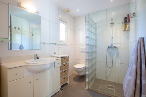 Villa zum Verkauf in Albir, Alicante, Spanien 7 Schlafzimmer, 334 m2 Nr. 136725 - Foto 28