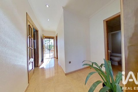 House for sale in Crevillent, Alicante, Spain 3 bedrooms, 165 sq.m. No. 187803 - photo 13