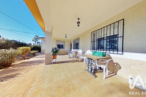 House for sale in Crevillent, Alicante, Spain 3 bedrooms, 165 sq.m. No. 187803 - photo 2