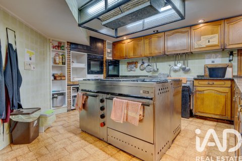 Liikekiinteistö myytävänä Eibar, Gipuzkoa, Espanja, 1 makuuhuone, 120 m2 No. 187807 - kuva 13