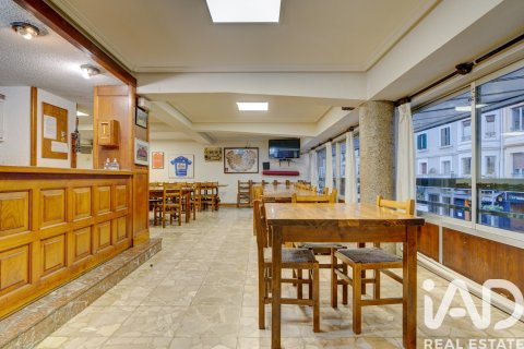 Liikekiinteistö myytävänä Eibar, Gipuzkoa, Espanja, 1 makuuhuone, 120 m2 No. 187807 - kuva 5