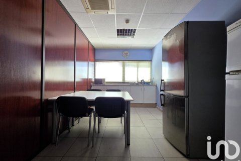 Продажа коммерческой недвижимости в Сервелло, Барселона, Испания 1128м2 №153438 - фото 19