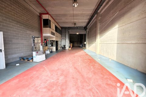 Продажа коммерческой недвижимости в Сервелло, Барселона, Испания 1128м2 №153438 - фото 3