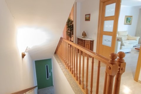 Продажа дома в Эспаррегуэра, Барселона, Испания 5 спален, 702м2 №153441 - фото 7