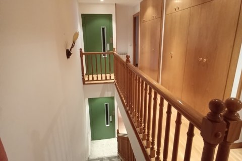 Продажа дома в Эспаррегуэра, Барселона, Испания 5 спален, 702м2 №153441 - фото 8