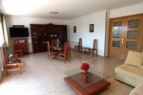 Продажа дома в Эспаррегуэра, Барселона, Испания 5 спален, 702м2 №153441 - фото 2