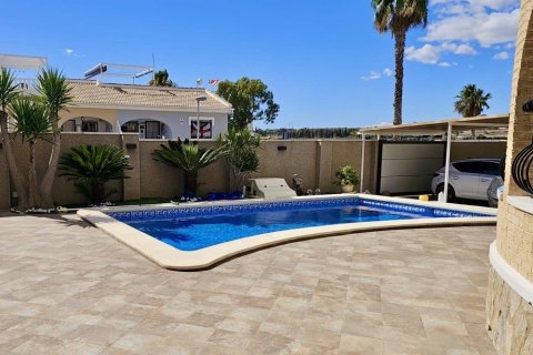 Villa à vendre à Benijofar, Alicante, Espagne, 3 chambres, 119 m2 No. 189511 - photo 2