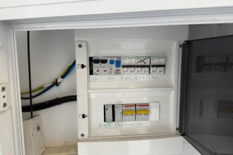 Ofiss pārdošanā Torrevieja, Alicante, Spānijā 50 m2 Nr. 165924 - attēls 19