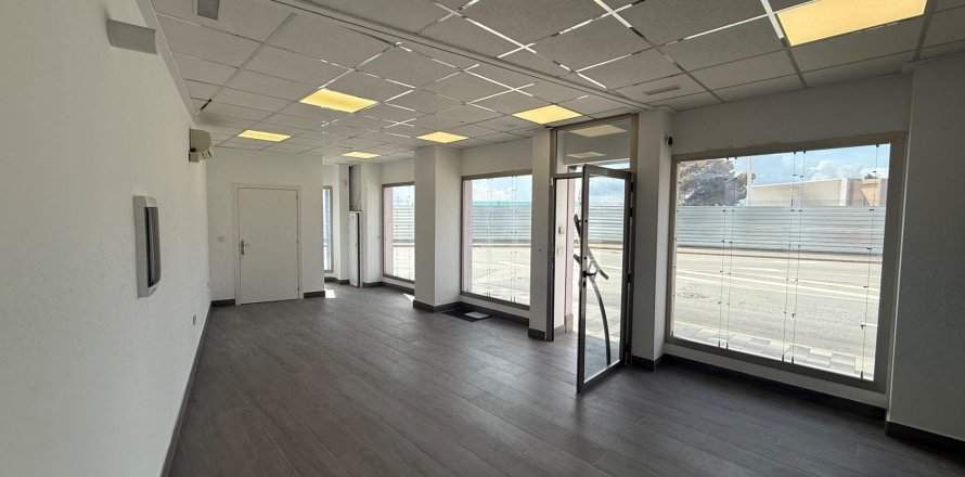 Ofiss Torrevieja, Alicante, Spānijā 50 m2 Nr. 165924