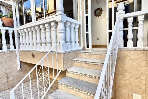 House in Torrevieja, Alicante, Spain 3 bedrooms, 92 sq.m. No. 165920