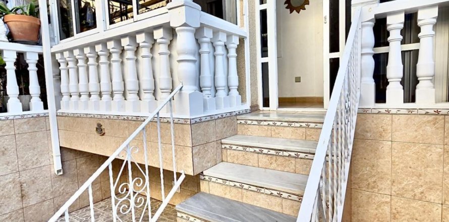 House in Torrevieja, Alicante, Spain 3 bedrooms, 92 sq.m. No. 165920