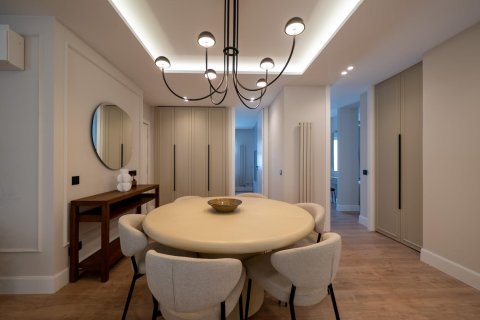 Dzīvoklis pārdošanā Madrid, Spānijā 3 istabas, 120 m2 Nr. 165923 - attēls 13
