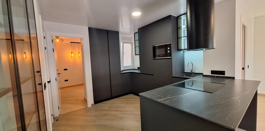 Wohnung in Torrevieja, Alicante, Spanien 1 Schlafzimmer, 80 m2 Nr. 165922