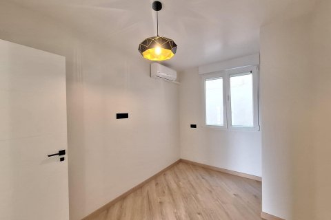 Wohnung zum Verkauf in Torrevieja, Alicante, Spanien 1 Schlafzimmer, 80 m2 Nr. 165922 - Foto 13