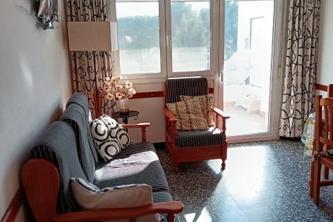 Huoneisto myytävänä Vandellòs i l'Hospitalet de l'Infant, Tarragona, Espanja, 3 makuuhuonetta, 83 m2 No. 152253 - kuva 7