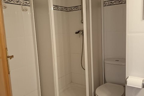 Huoneisto myytävänä Vandellòs i l'Hospitalet de l'Infant, Tarragona, Espanja, 3 makuuhuonetta, 83 m2 No. 152253 - kuva 12