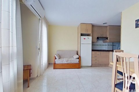 Huoneisto vuokrattavana Oropesa del Mar, Castellon, Espanja, 3 makuuhuonetta, 56 m2 No. 152251 - kuva 19